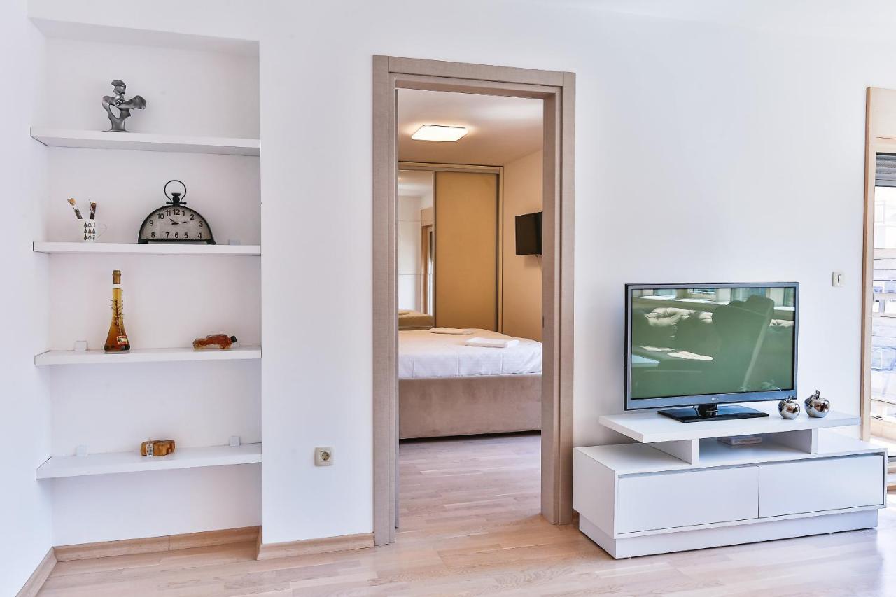 Montesun Fontana Apartments Будва Екстериор снимка