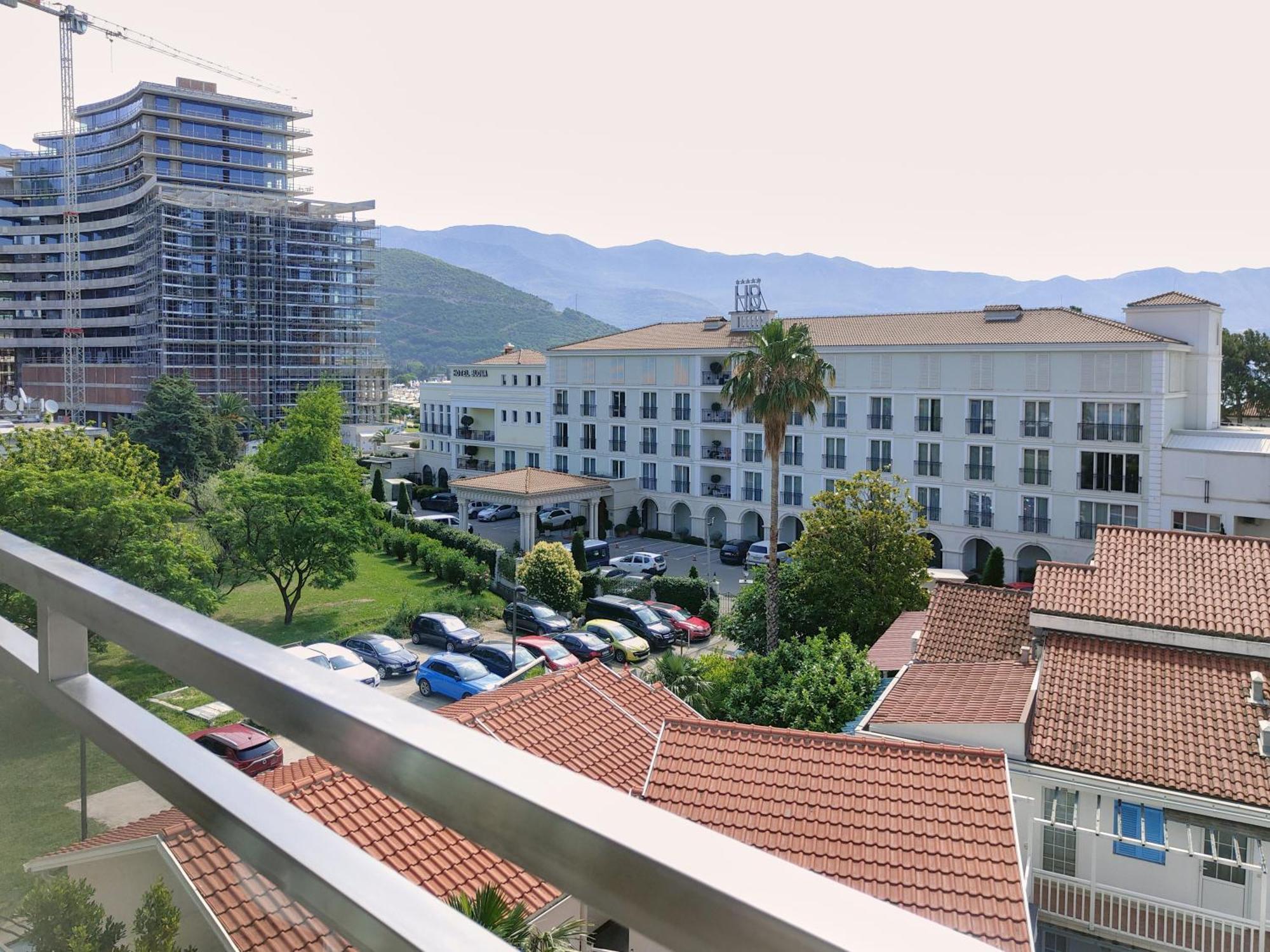 Montesun Fontana Apartments Будва Екстериор снимка